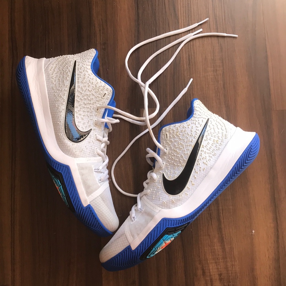 Nike Kyrie 3